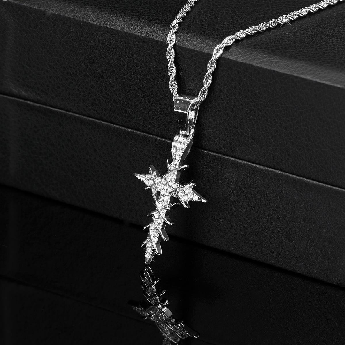Popular hip-hop style dynamic and sparkling cross pendant necklace with twisted chain, simple alloy design