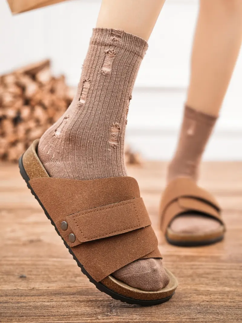 Classic Comfortable Fashion Shoes, One-Step Design, Ideal for Home and Outdoor, Daily Wear, Casual Style, Durable, Perfect Gift Choice Classic Comfortable Fashion Shoes, One-Step Design, Ideal for Home and Outdoor, Daily Wear, Casual Style, Durable, Perfect Gift Choice