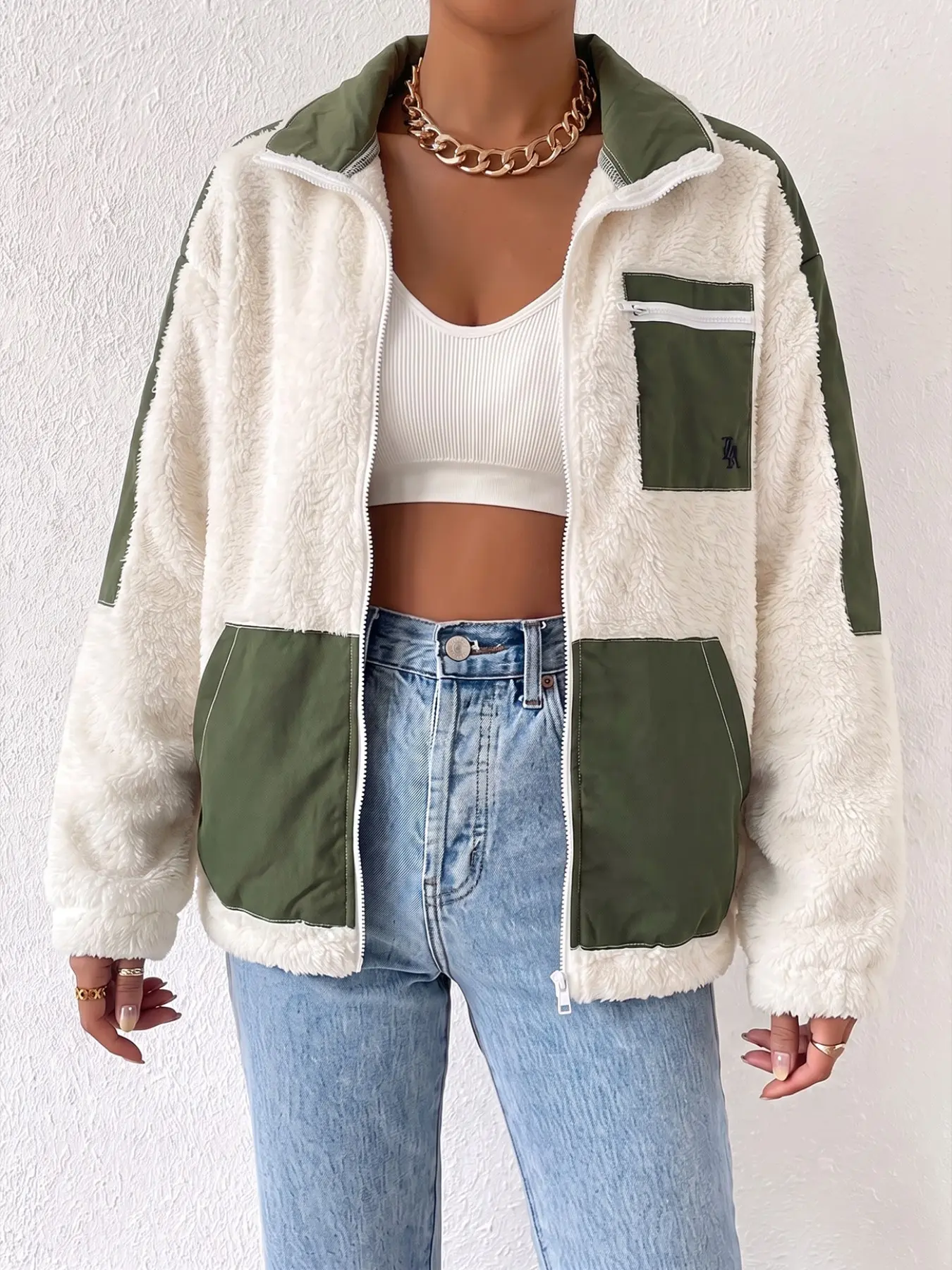 Women Color Block Patchwork Sherpa Fleece Zip Up Jacket, Stand Collar Contrast Green Pocket Loose Oversized Teddy Coat, Casual Street Warm Thick Fluffy Outerwear For Autumn Winter Daily Outfit Aesthetic