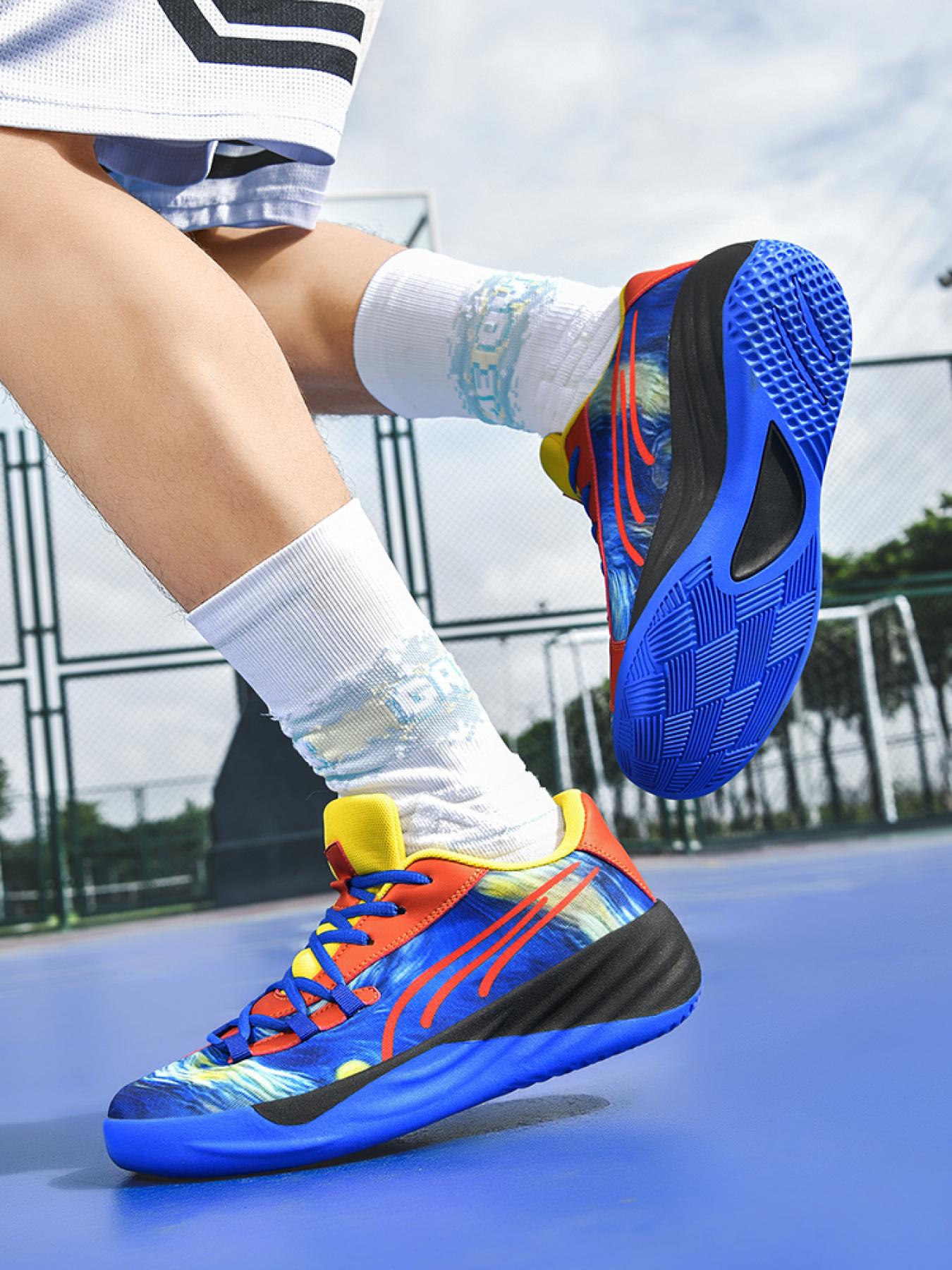 1 Pair Men's Starry Night Graffiti High-Top Basketball Shoes Art Sports Style Mesh Leather Splicing Eye-Catching Personality Comfortable For Basketball Sports And Street Outings