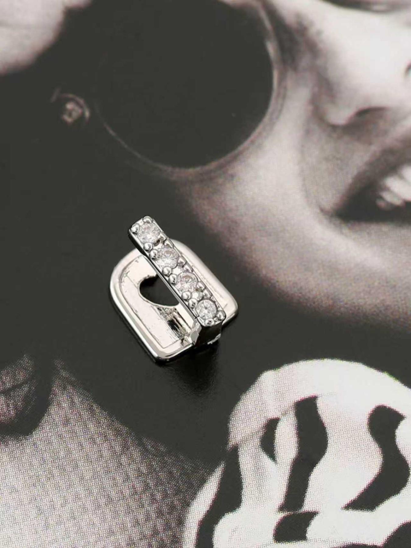 1 punk hip-hop dental accessory, shiny and detachable rhinestone braces, gemstone teeth, gold and silver colors, fun single clip style dental accessory