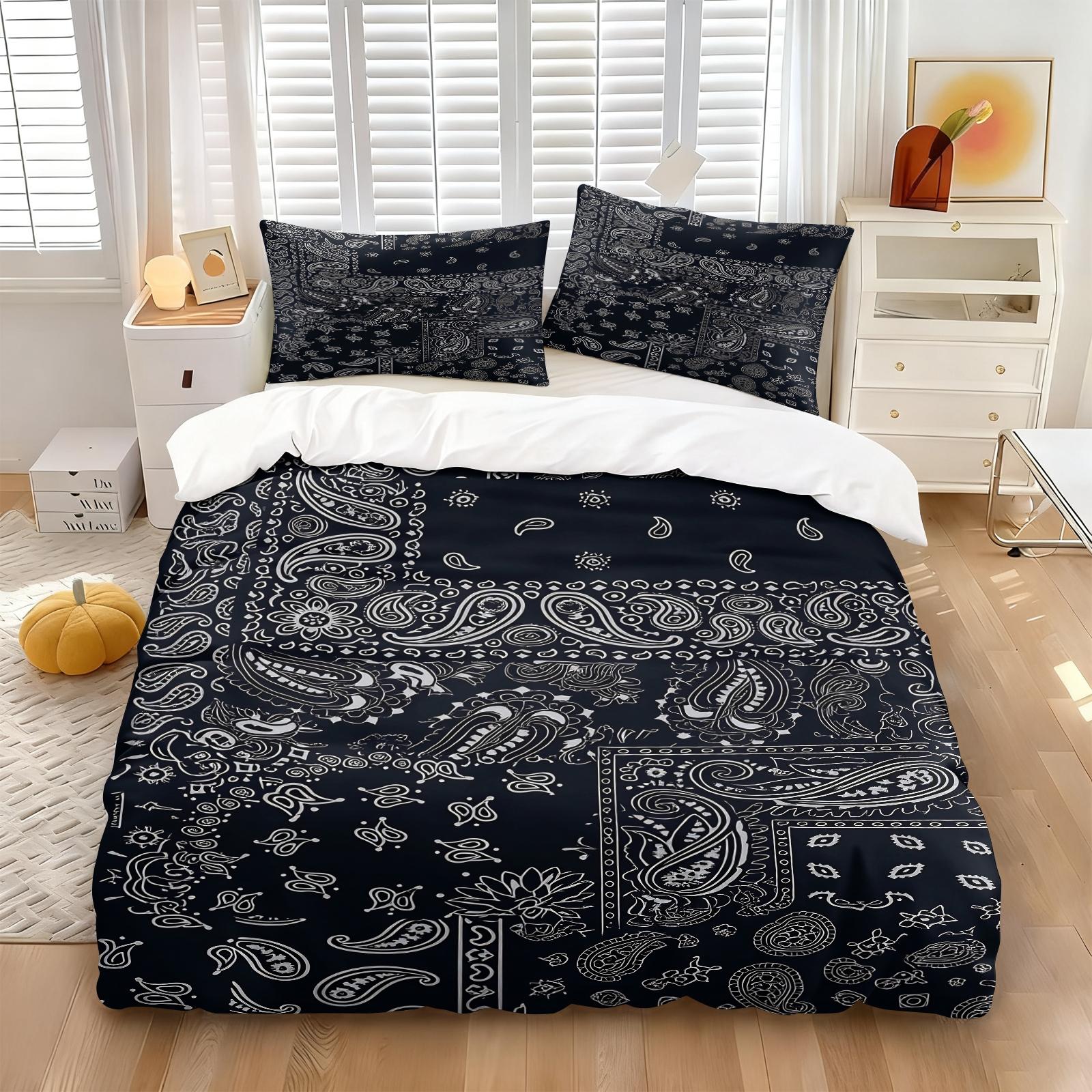 3PCS Navy Blue Bandana Paisley Duvet Cover Set (1 Duvet Cover + 1-2 Pillowcases), Classic White Border Paisley Print, Skin-Friendly Soft Comfy All Seasons Summer Bedding Set, Perfect for Streetwear Bedroom & Hip Hop Style Lovers