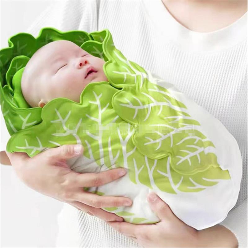 1 Pack Soft Cabbage Novelty Blanket for Comfortable Shawl Camping, Travel & Home Decor – Machine washable and for year-round use, fun gift for young people, perfect birthday gift