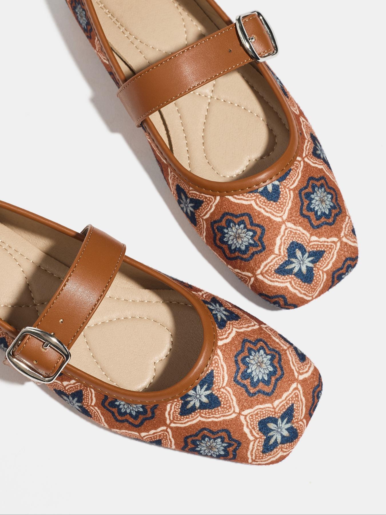 Women's Fashion Flat Rubber Shoes Square Toe Buckle Strap Low Heel Vintage Comfortable Mom Dance Mary Jane Shoes