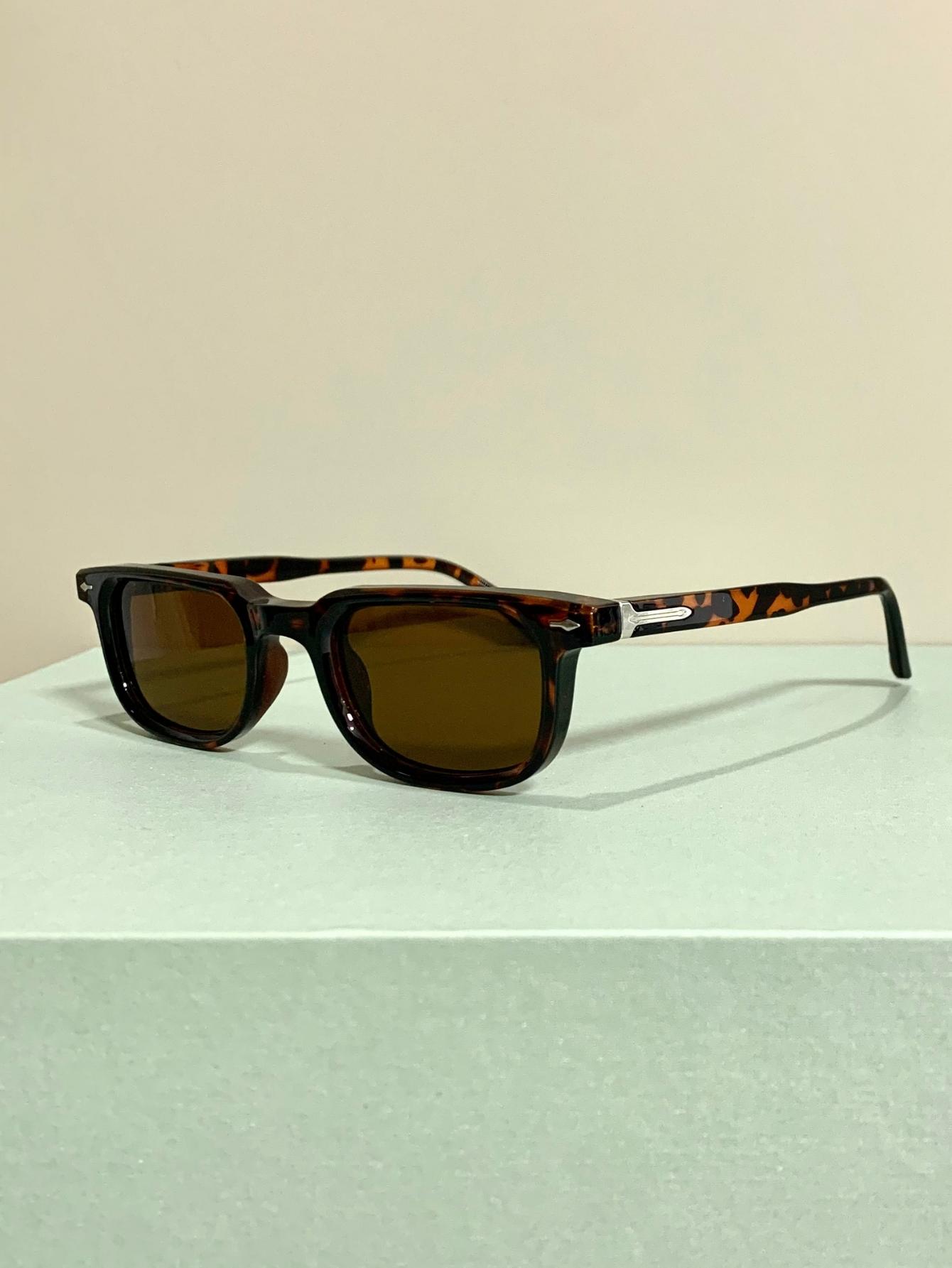 Rectangular Narrow Frame Glasses, Retro Fashion Trend Decorative Eyeglasses for Men and Women, Novelty Metal Hinges