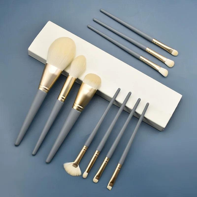 10 pieces of Blue Bridge makeup brush, a whole set of makeup tools, powder brush, eye shadow brush, soft hair brush