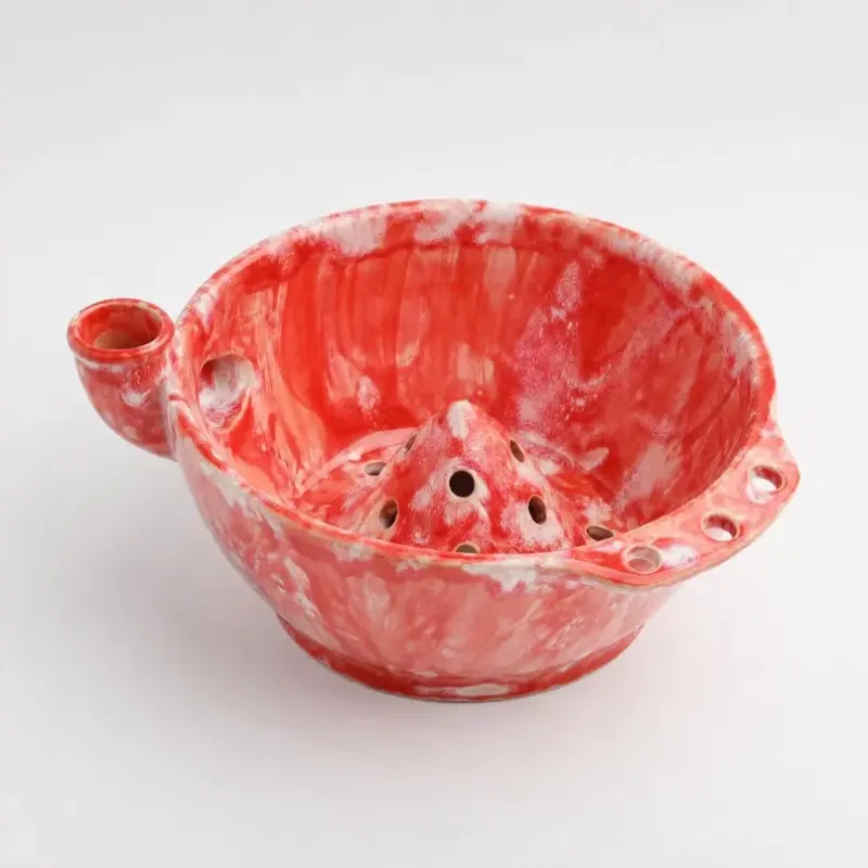 A ceramic berry cleaning bowl with automatic water flow vortex, fruit rinsing and draining bowl, handcrafted-style aesthetic kitchen gift, berry cleaning tool, no more hand-washing fruits, perfect gift item