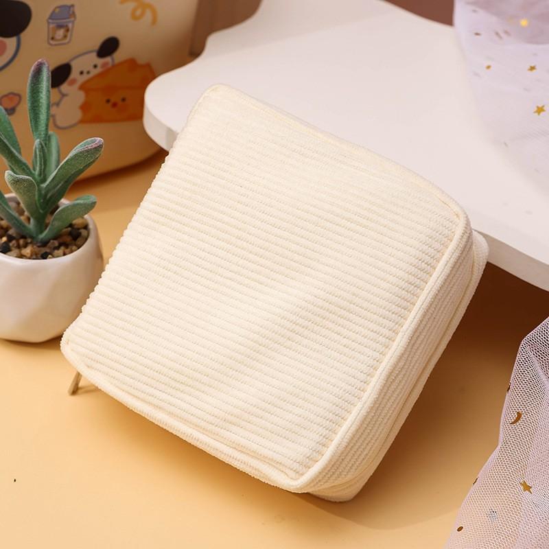 Portable Multi-Functional Minimalist Storage Bag, Lightweight, Large Capacity Sanitary Pad Organizer, Zipper Closure, Ideal for Travel and Daily Use