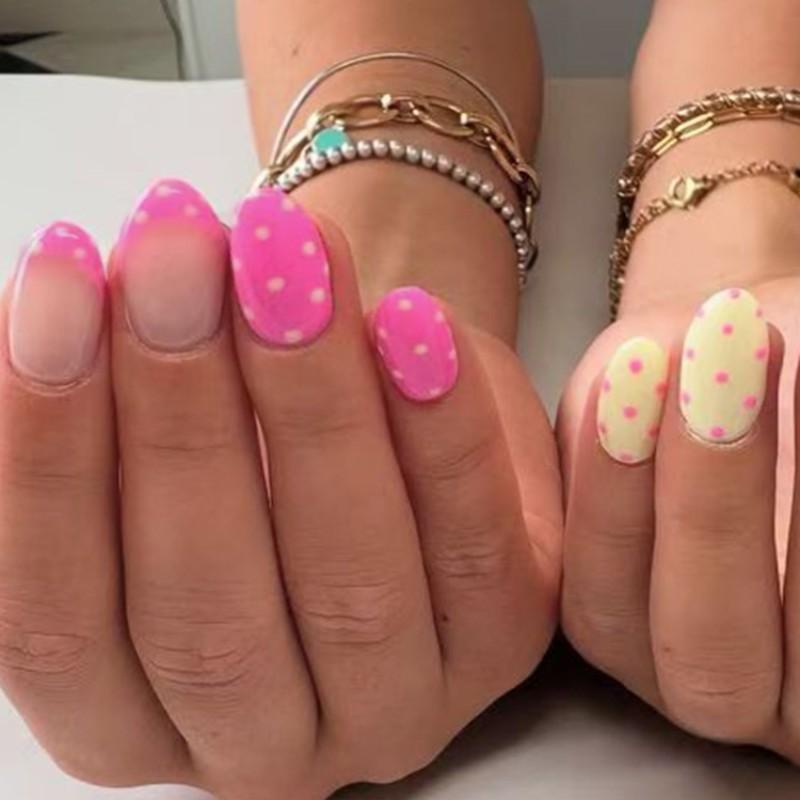 24pcs Sweet Dollar Nail Art Kit, Nude Colors, Classic Polka Dot Design, Easy DIY Manicure, Perfect for Daily Commute & Dates, Nail Kit Set