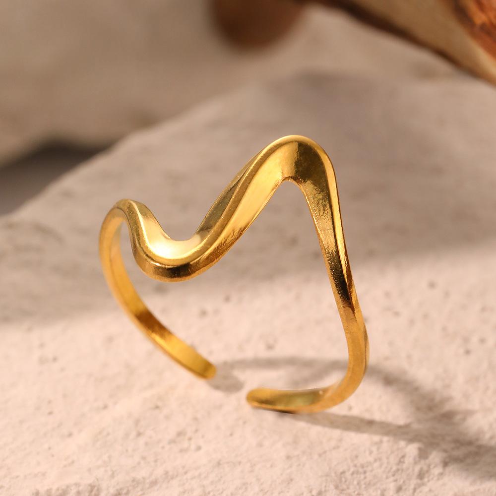 Fashionable stainless steel trendy lines ring - simple style, small and exquisite, with adjustable opening, irregular design ring