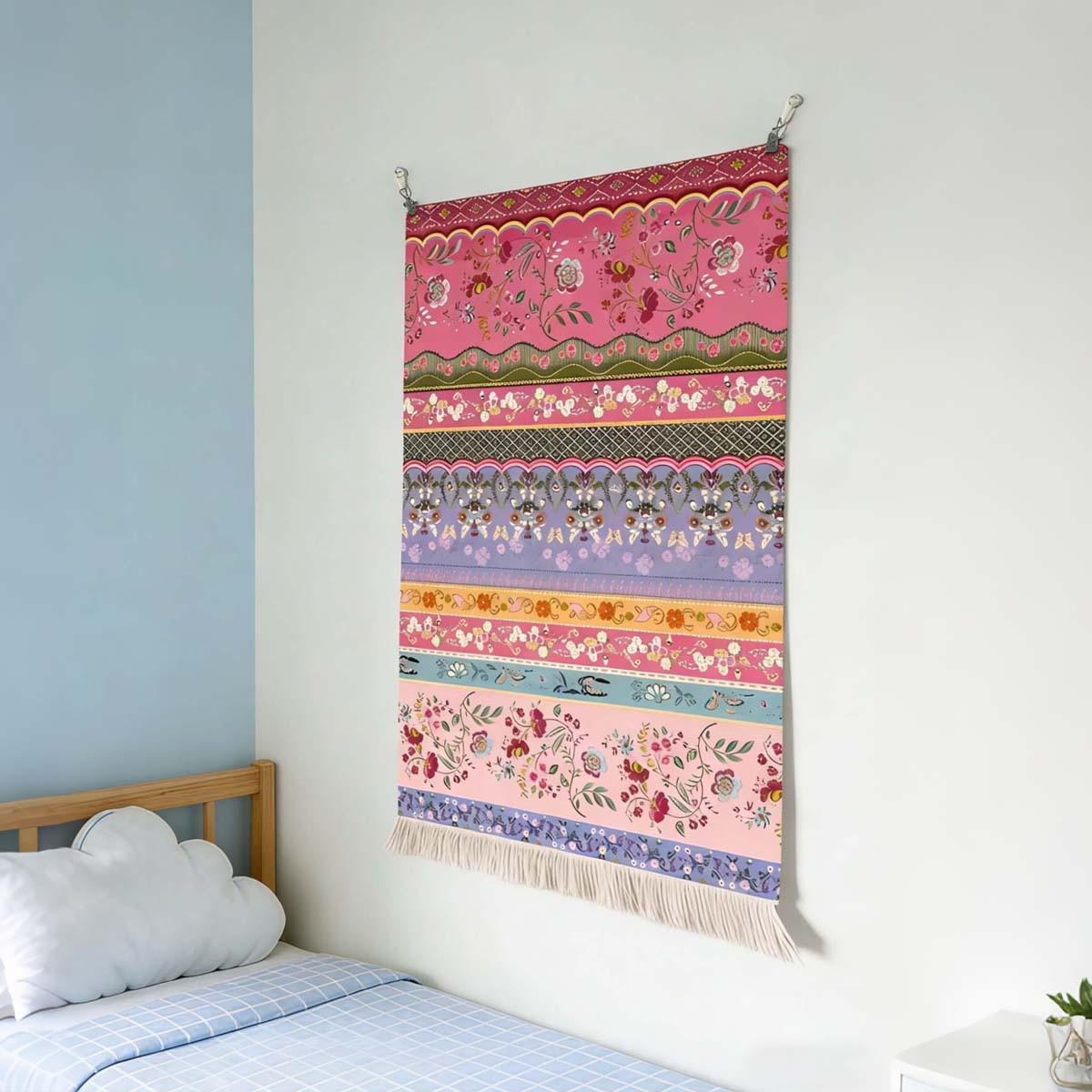 Luxury Sweet Ethnic Fringe Wall Hanging Tapestry, Easy to Clean, Animal Pattern, Casual Knit, Decorative Cloth for Living Room and Bedroom