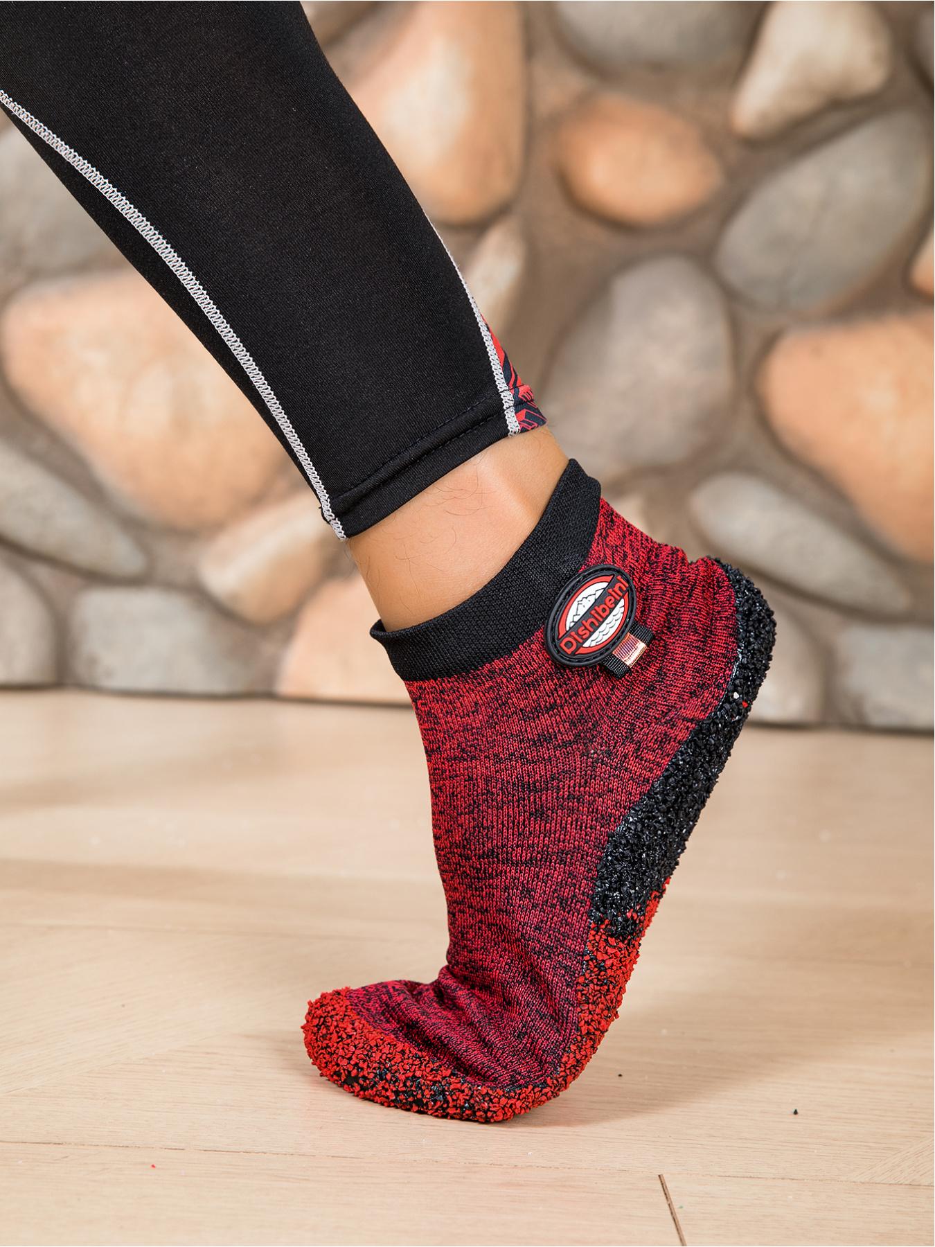 Women's new style fitness yoga barefoot shoes, diabetes shoes, soft fabric, breathable, quick drying, widened toe cap, comfortable package, color particle soles, strong grip on the ground, easy on and off style, yoga fitness hiking multi scene wear