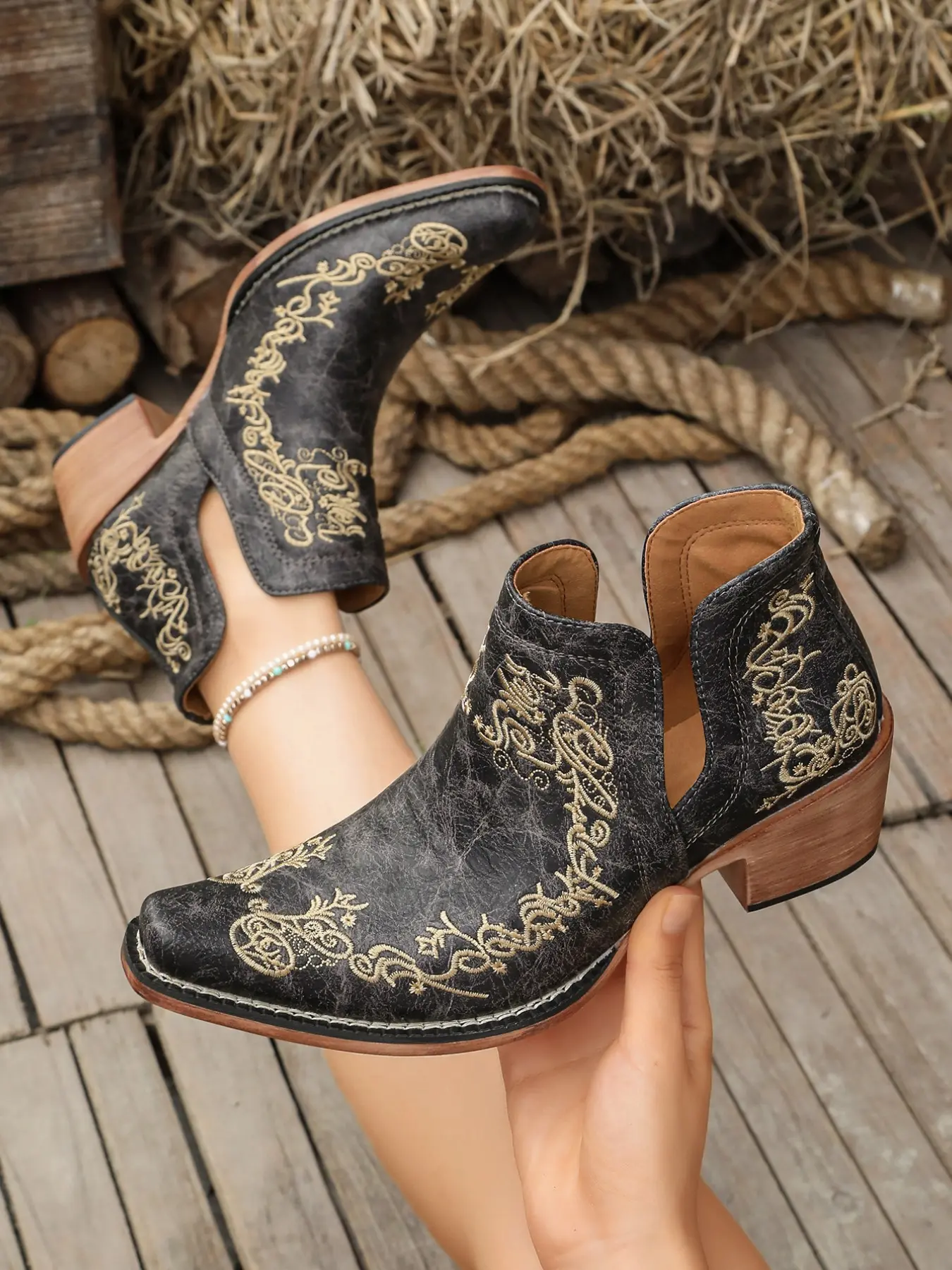 American Western Style Floral Embroidered Ankle Boots for Women, Cowgirl Booties, Vintage PU Leather Pointed Toe Thick Heel, All Seasons Fashion Footwear