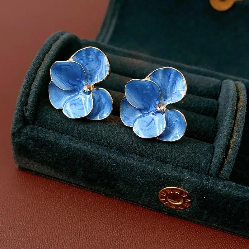 【Butterfly Orchid Stud Earrings】1Pair Spring and Summer Flower Petal Earrings Boho Ultra-Chic 3D Flower Earrings with Vintage Blue Glaze Floral Studs