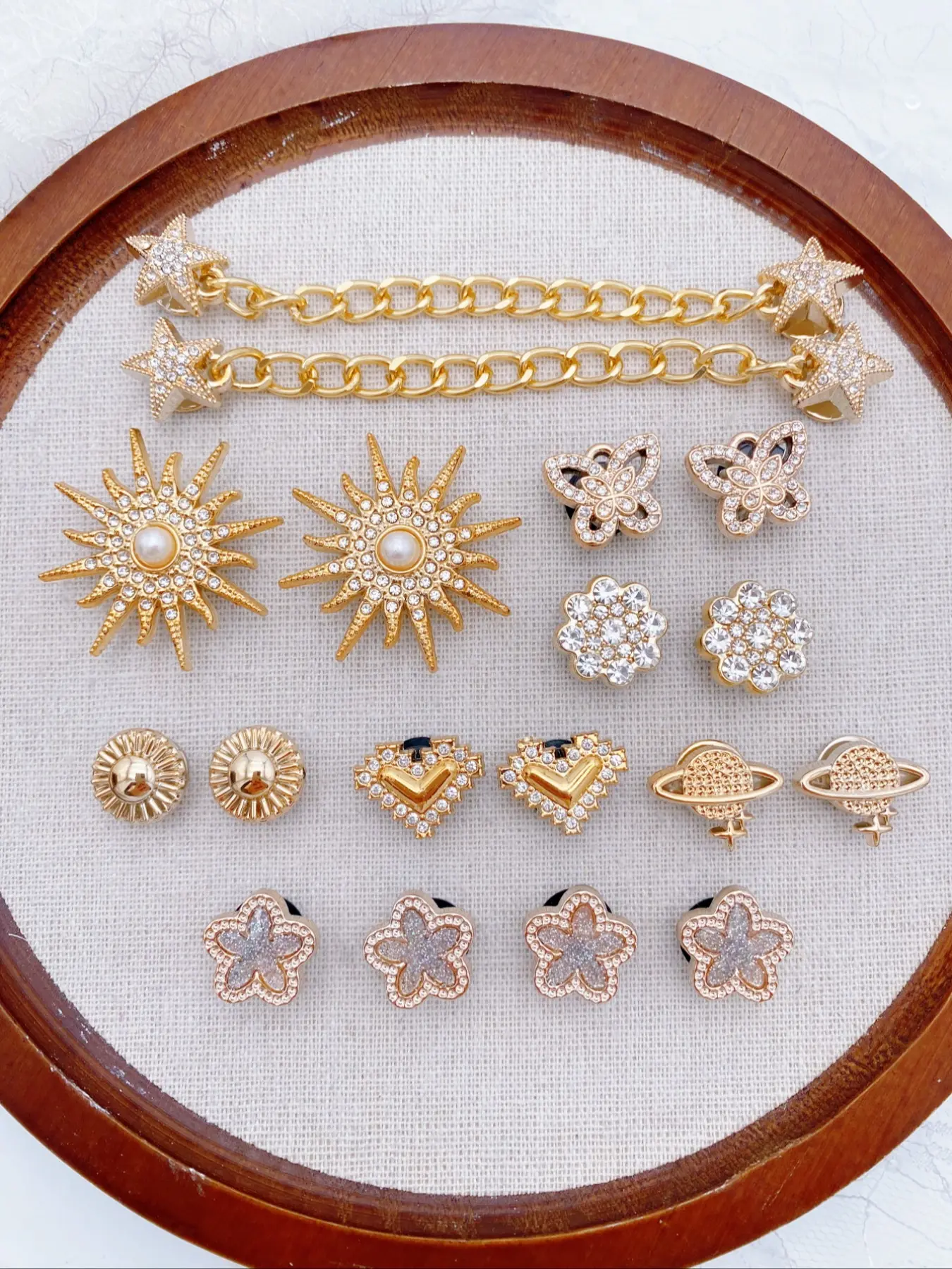 18pcs Fashionable Sunflower Butterfly Flower Heart Abs Chain Shoe Clips, Detachable DIY Shoe Flowers, Shoe Charms, Decorative Shoe Accessories, Shoe Decoration Charms, Perfect for Parties and Gifts