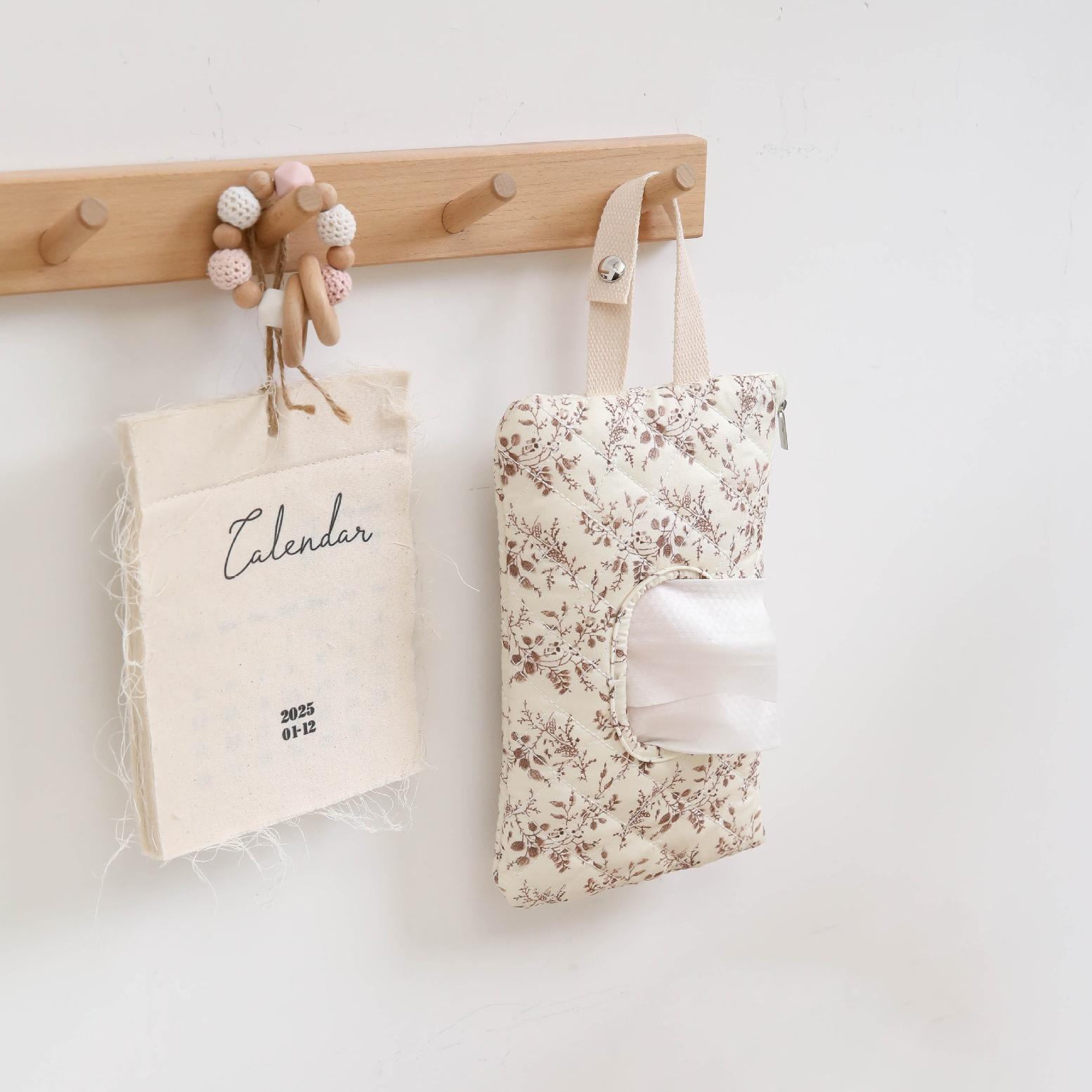 Floral Hanging Wet Wipe Bag with Handle, Portable & Convenient for Baby Stroller, Daily Use, Travel, Makeup, Outdoor Storage, Floral Print