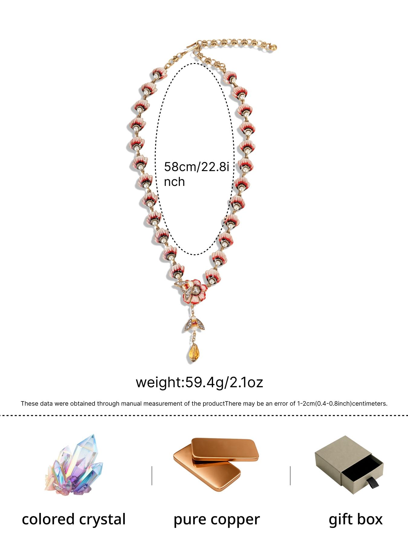 A fashionable and elegant shell chain pendant necklace, suitable for daily wear, vacation dates, and other occasions, and is also a surprising and exquisite small gift.