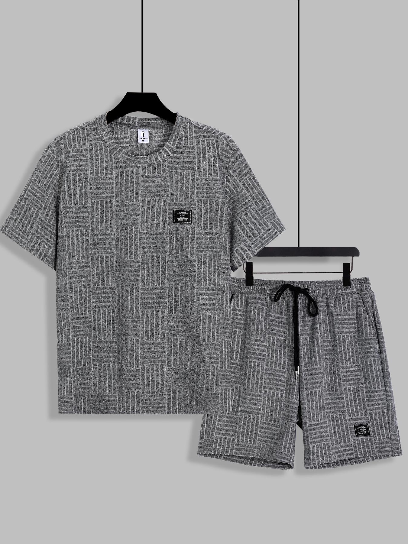 Men's Letter Patched Short Sleeve Tee & Shorts Loungewear Two-piece Set, Regular Fit Casual Comfy Round Neck T-shirt & Shorts Set, Men's Sleepwear for All Seasons