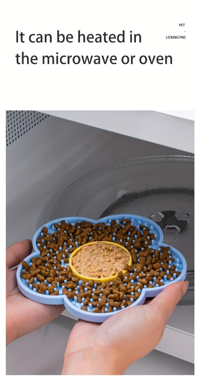 Lick Mat for Dogs & Cats - Slow Feeder with Non-Slip Suction Cups, Anxiety Relief, Dental Health Enhancer, Ideal for Grooming & Bath Time