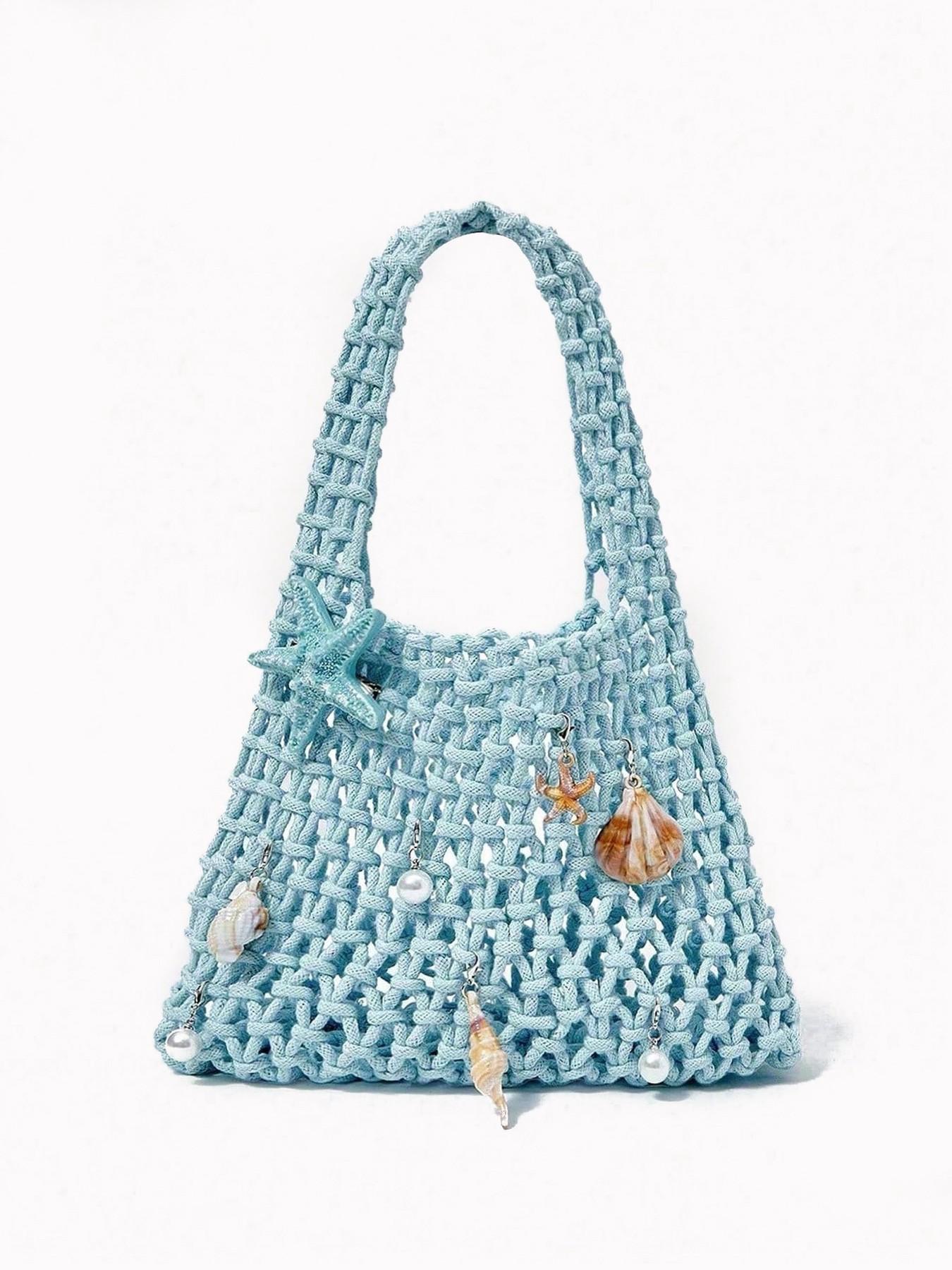 Gentle and stylish vintage woven handbag with starfish, shells, and pearls embellishment, sweet and exquisite style, can accommodate headphones and lipstick, suitable for party/vacation dressing scenes
