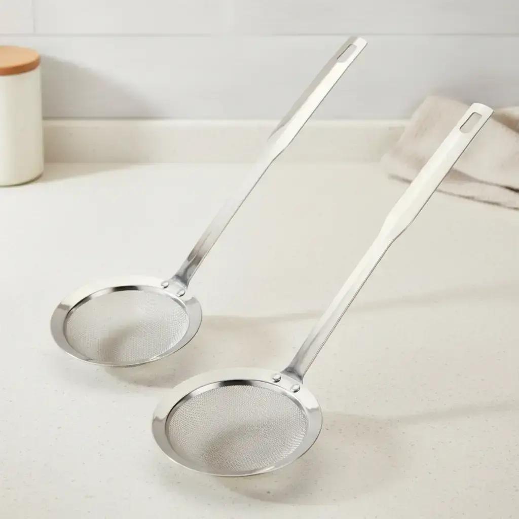 Stainless Steel Fat Skimmer Spoon – Extra-Large & Long Handle Fine Mesh Strainer for Cooking, Frying, Oil, Foam & Grease Removal, Kitchen Tool, Kitchen Utensils Gadgets