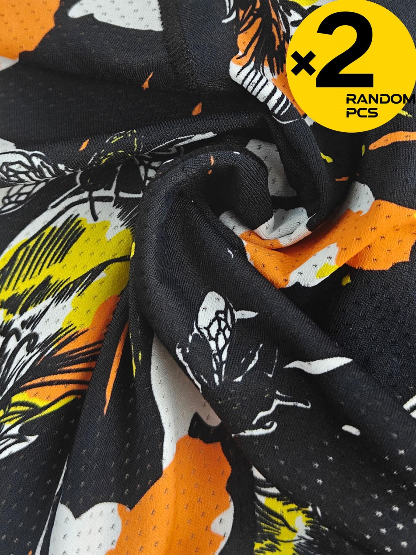 Randomly select 2, 3 or 4 pieces of cartoon comic-themed underwear for boys. Silk mesh printed triangle pants. Soft, comfortable and breathable underwear. Summer new style fashionable underwear for boys. Trendy handsome boy underwear - triangle pants.