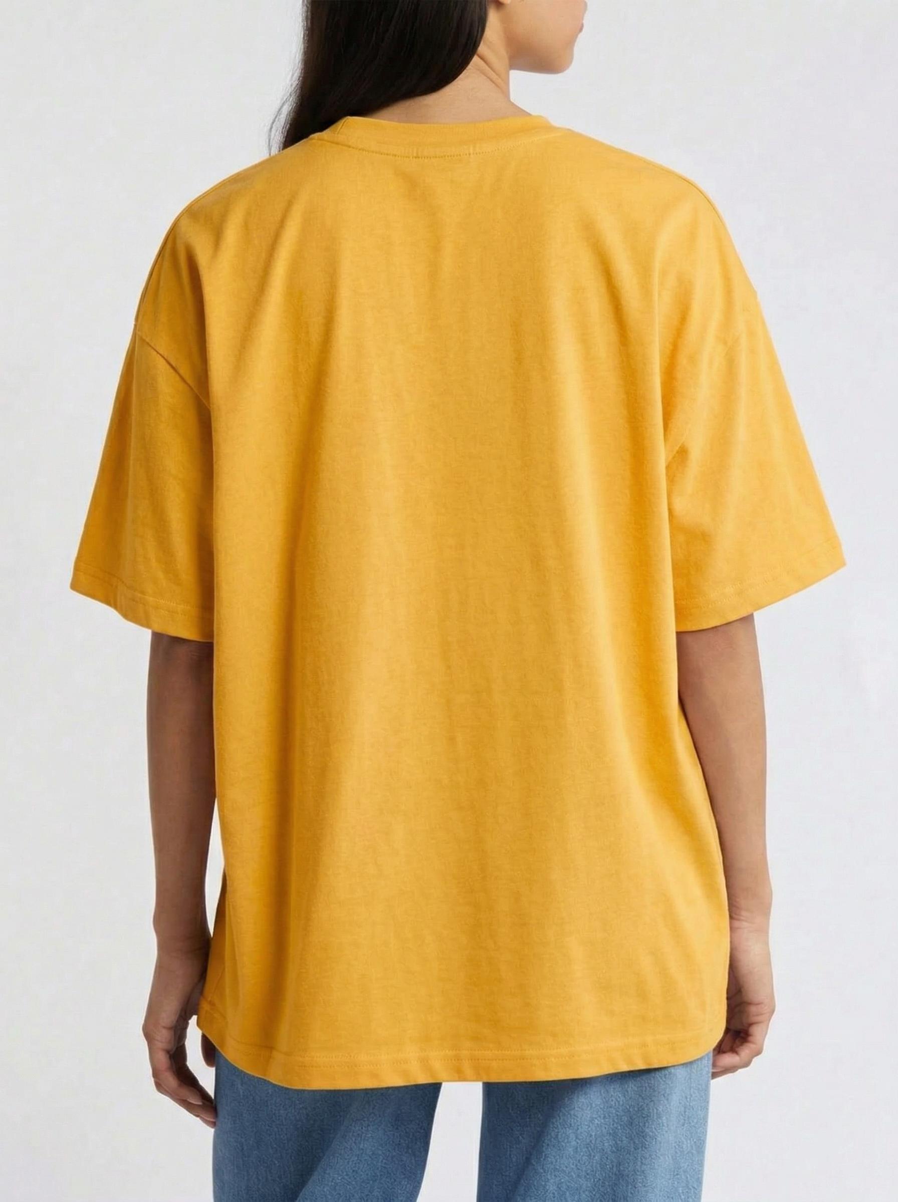 Cowboy Crawfish Vintage Oversized Graphic T-Shirt Beachwear Summer Vacation Western Style Funny Lobster Tee Casual Streetwear Coastal Aesthetic Soft Trendy Outfit Women Holiday Fashion Cute Graphic Tee Comfortable Loose Fit Summer Top Beach Outfit Street