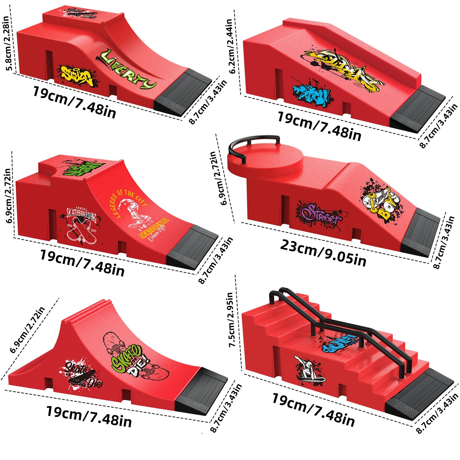 Creative Kids Finger Skateboard Set, Indoor Outdoor Play, Develops Motor Skills, Professional Training, Birthday Gift, Random Colors