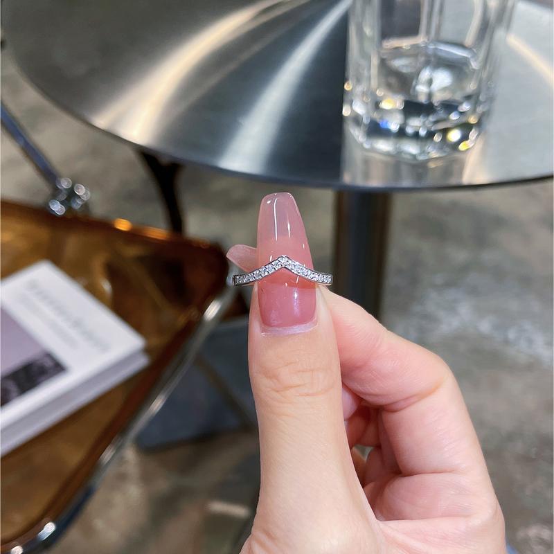 【#60 Great for Matching! 】 Synthetic Moissanite Wedding V Band Rings for Women D Color VVS1 in 925 Sterling Silver Half Eternity Stackable Engagement Ring Anniversary Band Size 4.5-10