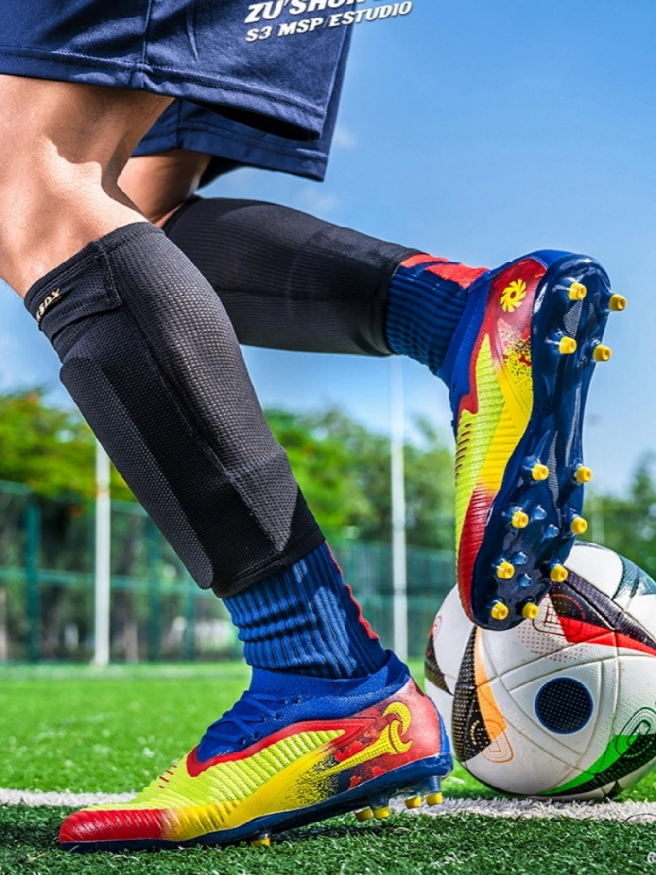 1 Pair Unisex Professional Football Shoes TPU Long Studs Crystal Outsole Seamless Upper Fast Direction Change Precise Ball Control For Match Training