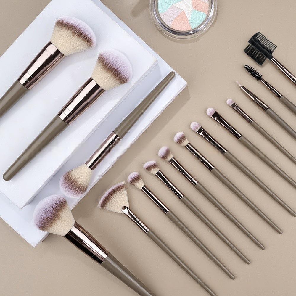 Professional Makeup Brush Set: 12/17/20/22/31pcs Optional, Including Foundation Blending Brush, Soft Bionic Hair Powder & Concealer Brushes (For Face), Eyeshadow Brush, Eyeliner Brush, Powder Puff | Top Picks