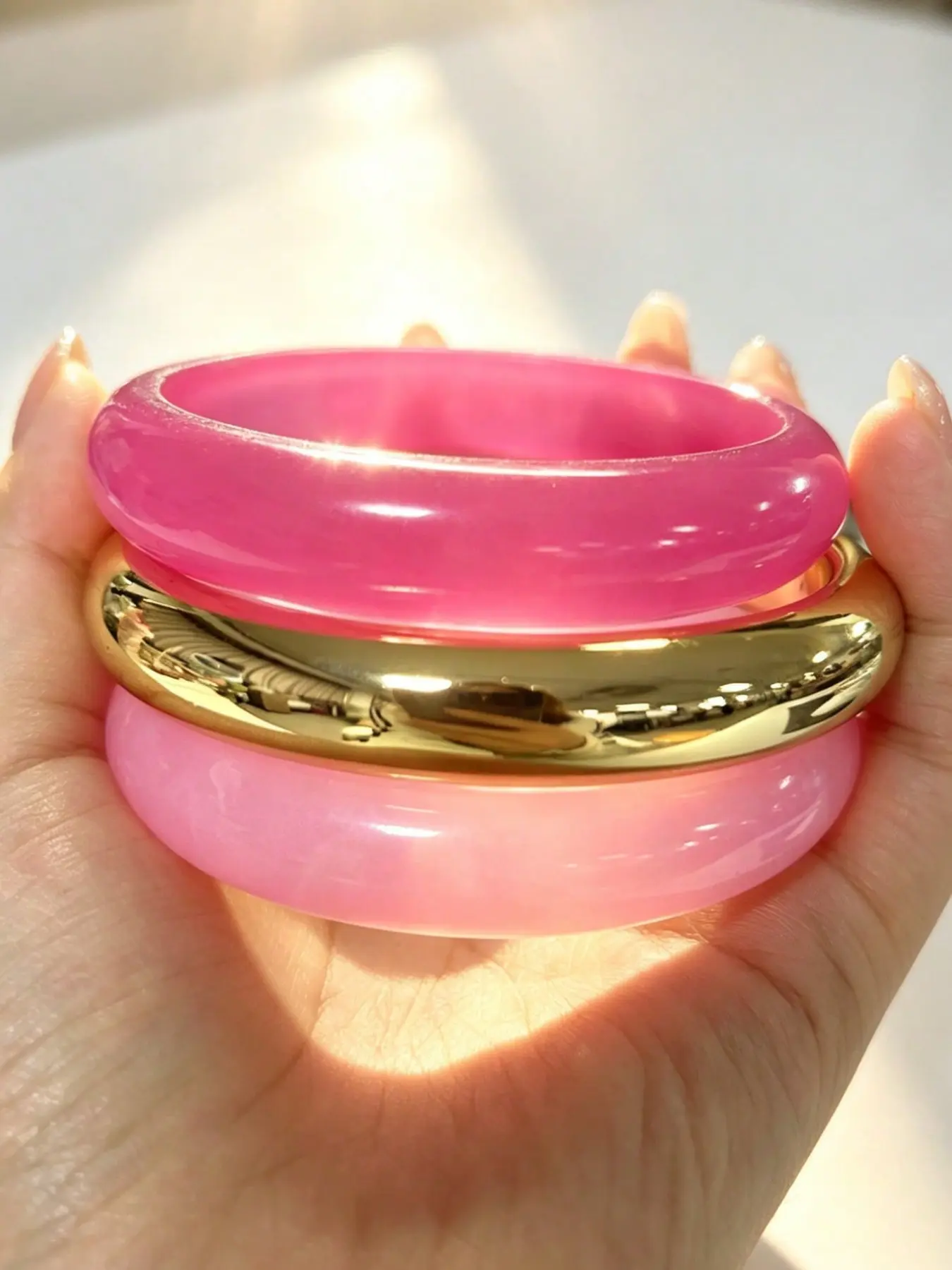 3-Piece Chunky Bangle Bracelet Set for Women, Glossy Pink & Gold Stackable Bracelets, Vintage Statement Jewelry for Daily Wear, Party, Vacation and Gifts, Stacked Bracelets