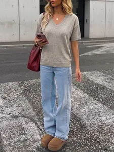Elegant Knitted Short T-Shirt for Women, V-Neck Loose Fit Casual Top, Spring Summer Solid Color Upper Garment, Versatile and Stylish