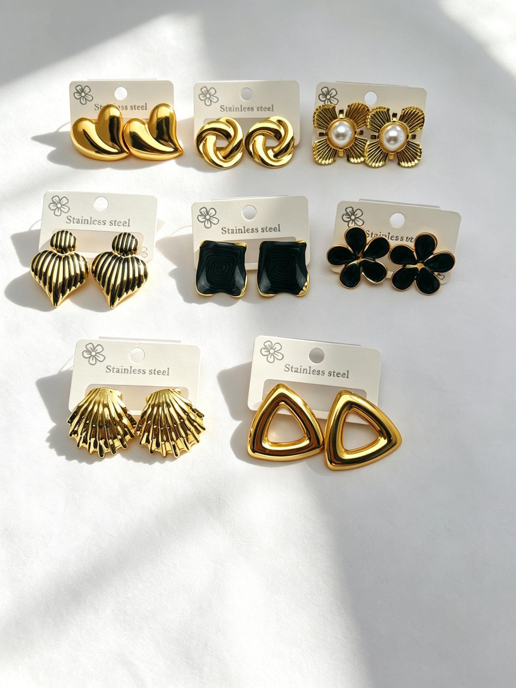 Vintage Gold Flower Pearl Earrings, Retro Black Enamel Studs, Hypoallergenic Stainless Steel Jewelry for Daily Outfit