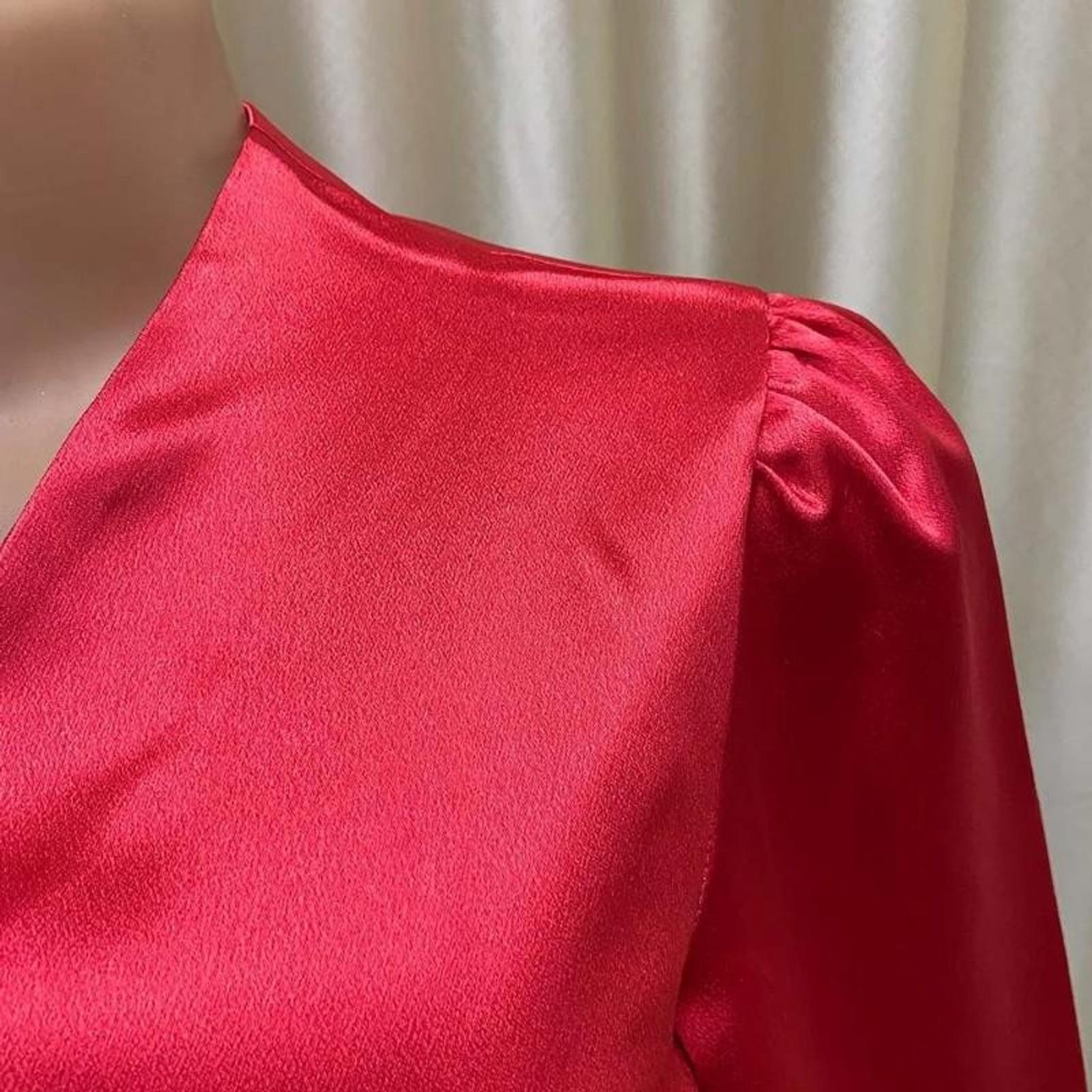 summer spring clothes 2025 new Office Blouse for Women Elegant Stylish V Neck Full Sleeve Front Split Solid Satin Luxury Party Dinner Occasion Shirts Light Top Womenswear Check Gamis Basic Fitted Minimalist Red Blouse_Red