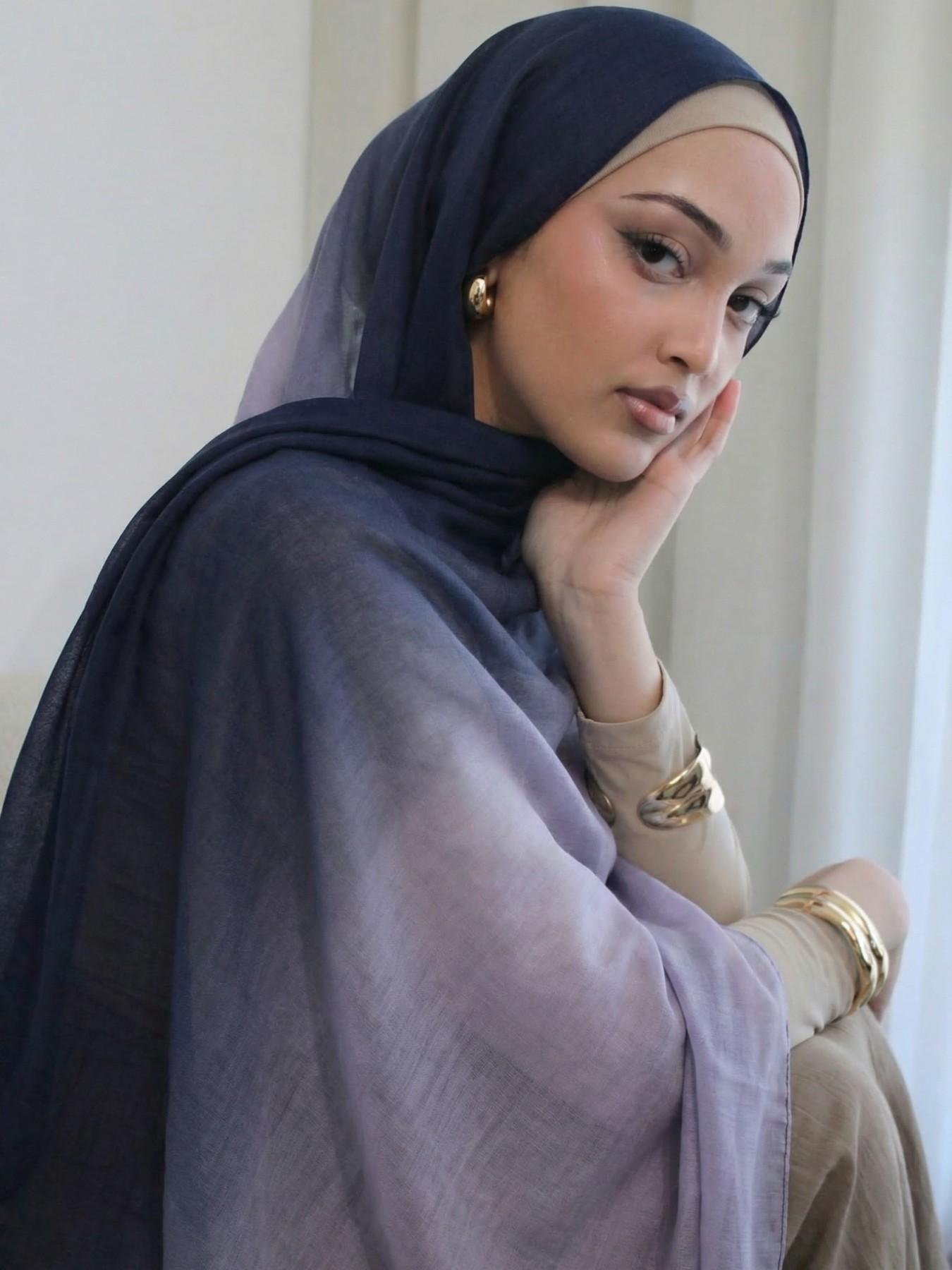 Women's Elegant Gradient Print Hijab Scarf, Soft Cotton Headscarves, Muslim Daily Wear Long Shawl, Fashionable Beach Wrap