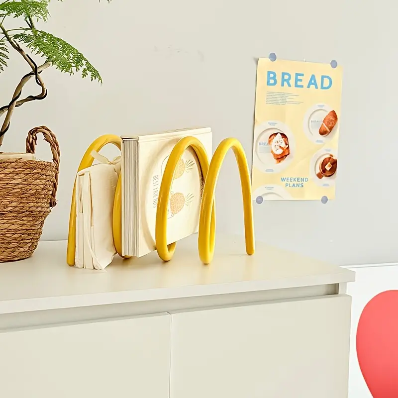Ins Style Dopamine Office Rotating Bookshelf, Iron Bookend for Magazine Book Storage