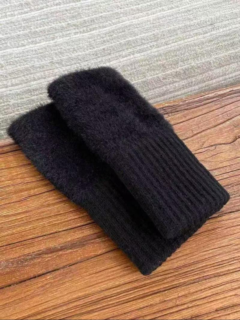 Unisex Fashion Fleece Knit Half Finger Fingerless Gloves, Soft Warm Non-Clunky, Perfect for Streetwear, Parties, Fall Winter Outdoor Use