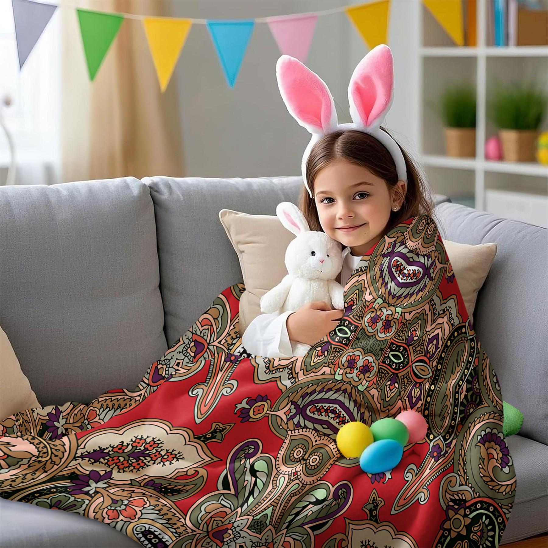 1Pcs Boho Paisley Digital Print Flannel Blanket, Vibrant Ethnic Style Throw Blanket, Ultra-Soft Cozy Warm Blanket, All-Season Decorative Gift Blanket, Perfect for Bedroom, Sofa, Couch, Camping, Travel, Dorm Decor