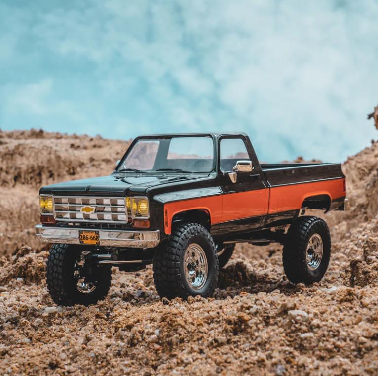 FMS 18 proportions  FCX18 Chevrolet K10 V2 RTR LIVE