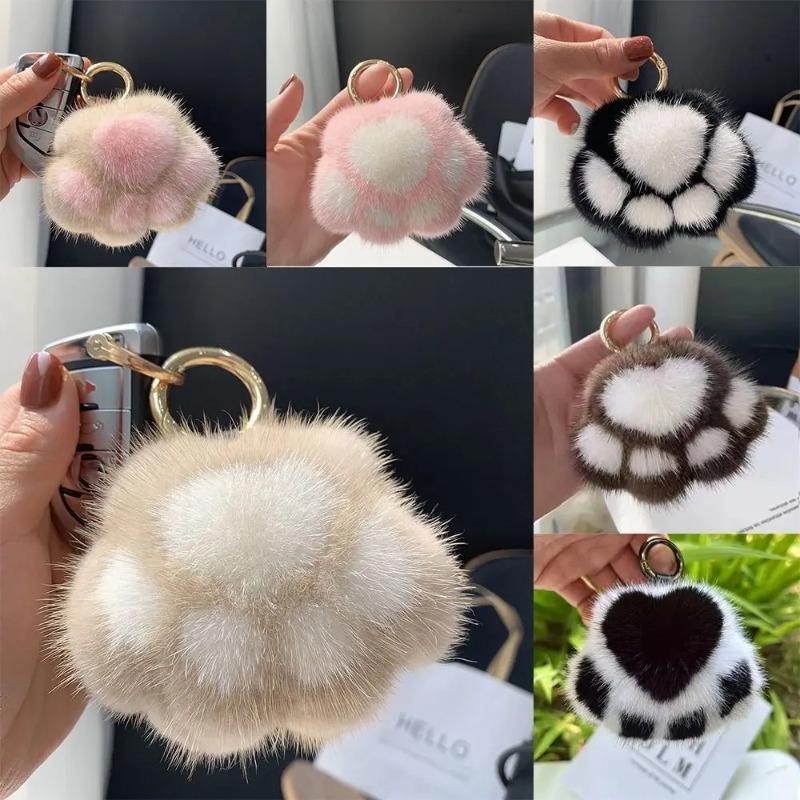 Cat Paw Pendant Keychain Couple Keychain Fluffy Faux Fur Keychain Charm Cute Soft Plush Toy Key Ring Backpack Car Key Pendant