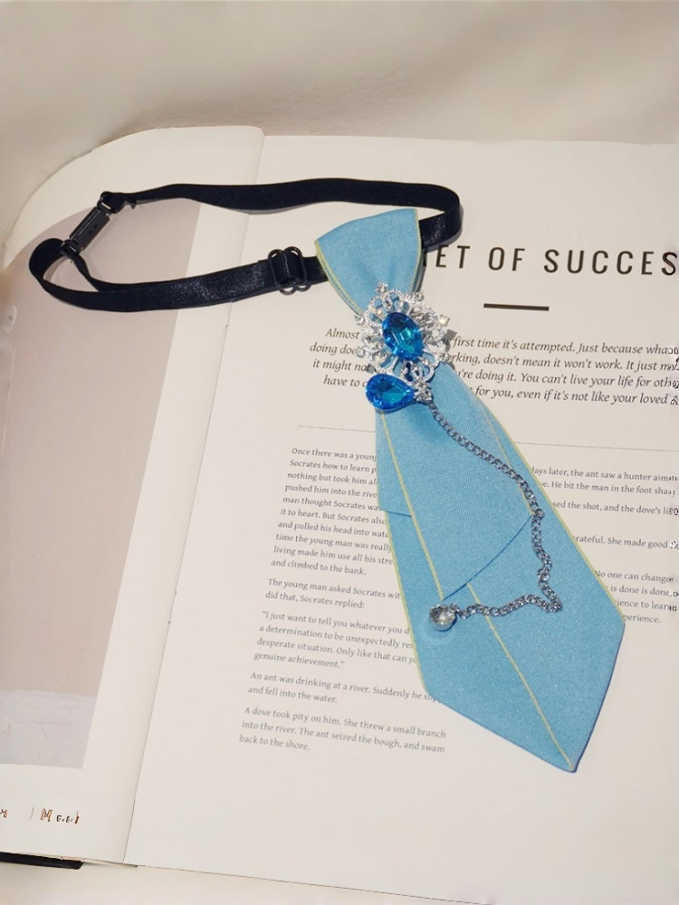 Dreamy Ice Style Lapel Pin, No Zipper Design, Aquamarine Rhinestone Chain Tie, Perfect for Suits, Formal Wear, Wedding Accessories