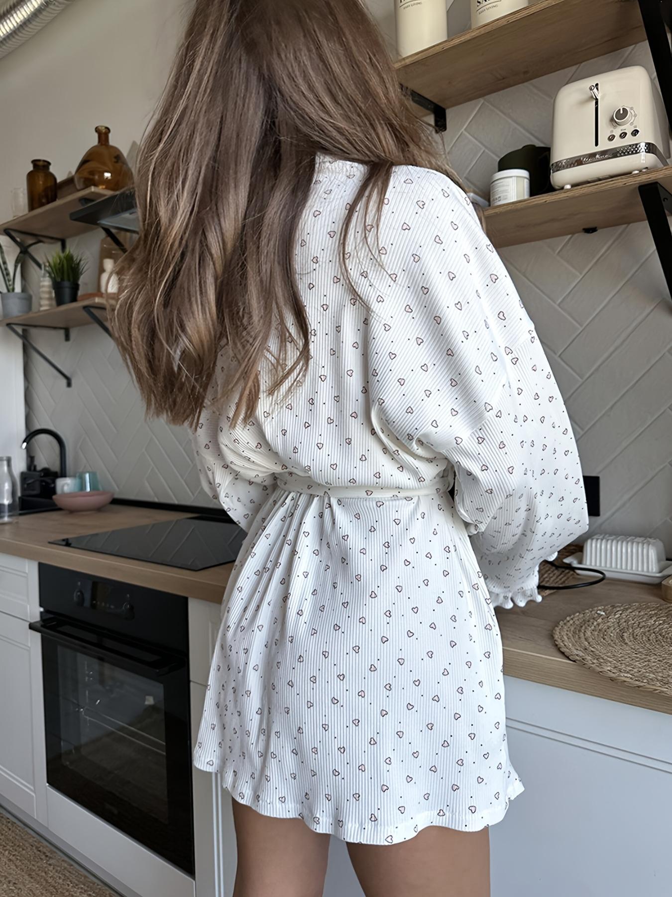 Women's Heart Print Robe, Comfy Long Sleeve Belted Bathrobe, Ladies Sleepwear & Loungewear for All Seasons
