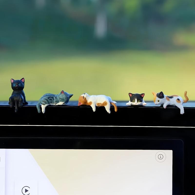 Cute Cat Car Interior Accessories Dashboard Decoration Set, 5-Piece Rearview Mirror Hanging Decorations, Adorable Car Ornaments