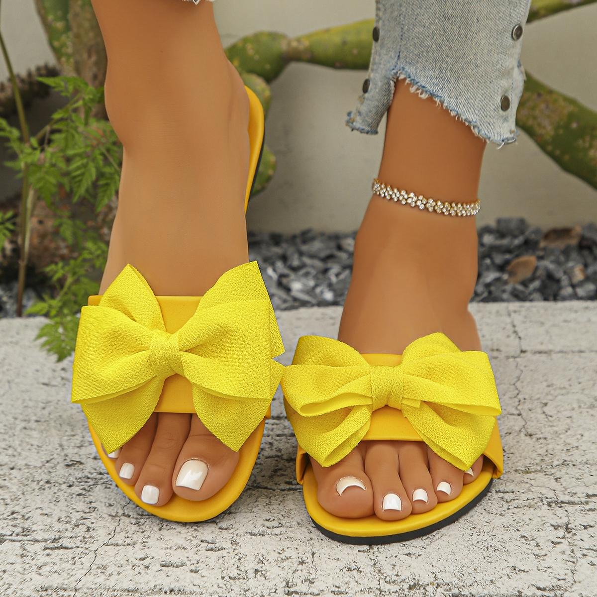 2026 Summer New Style Bow One-Strap Women's Flat Casual Soft Sole Sandals, Candy Color Versatile Beach Slippers