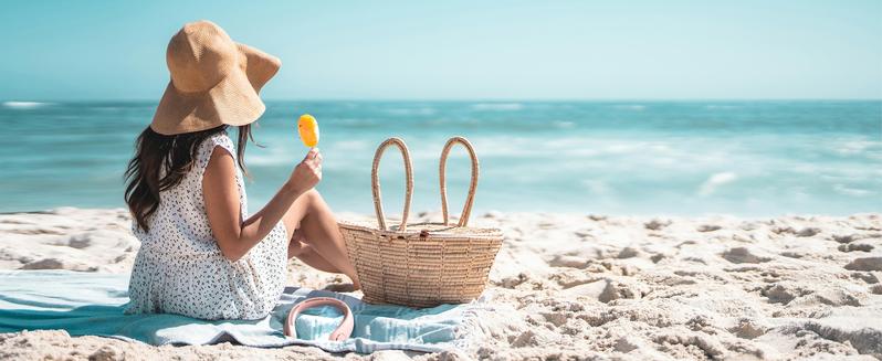 Bladeless Neck Fan, Portable Cooling Personal Fan, USB Wearable Neck Fan Rechargeable, 3-Speed Adjustable, Faster Cooling, Ultra-quiet, Suitable For Home, Suitable For Indoor And Outdoor Use， Birthday Gifts for Men Women, Fan Multifunction Air Circulation