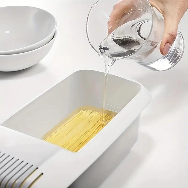Microwave Pasta Cooker 4-Person Set, No Boiling Water Needed, Non-Stick Design, Easy Clean, Durable Food-Grade Plastic, Space-Saving Kitchen Tool