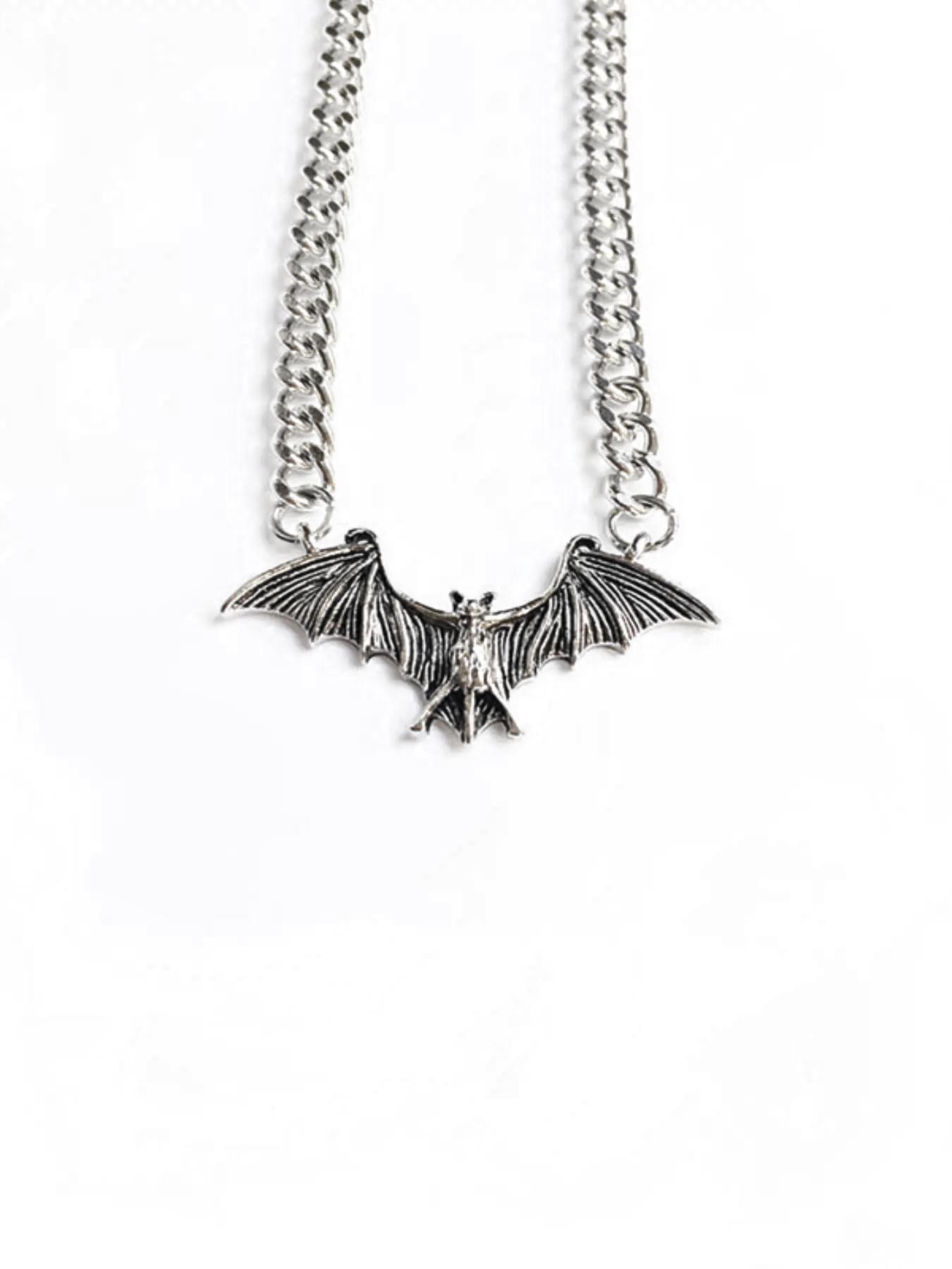 Vintage Bat Design Pendant Necklace, Gothic Witch Jewelry, Gothic Style Creative Bat Pendant Necklace, Fashion Accessories for Men & Women, Perfect for Birthday Gift