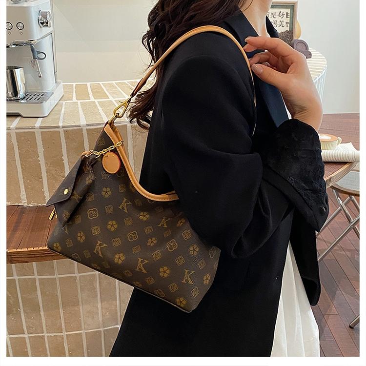 High-End Large Capacity Bag for Women, Practical Vintage Floral Crossbody Classic Tote with Shoulder Strap, Elegant All-Season Design