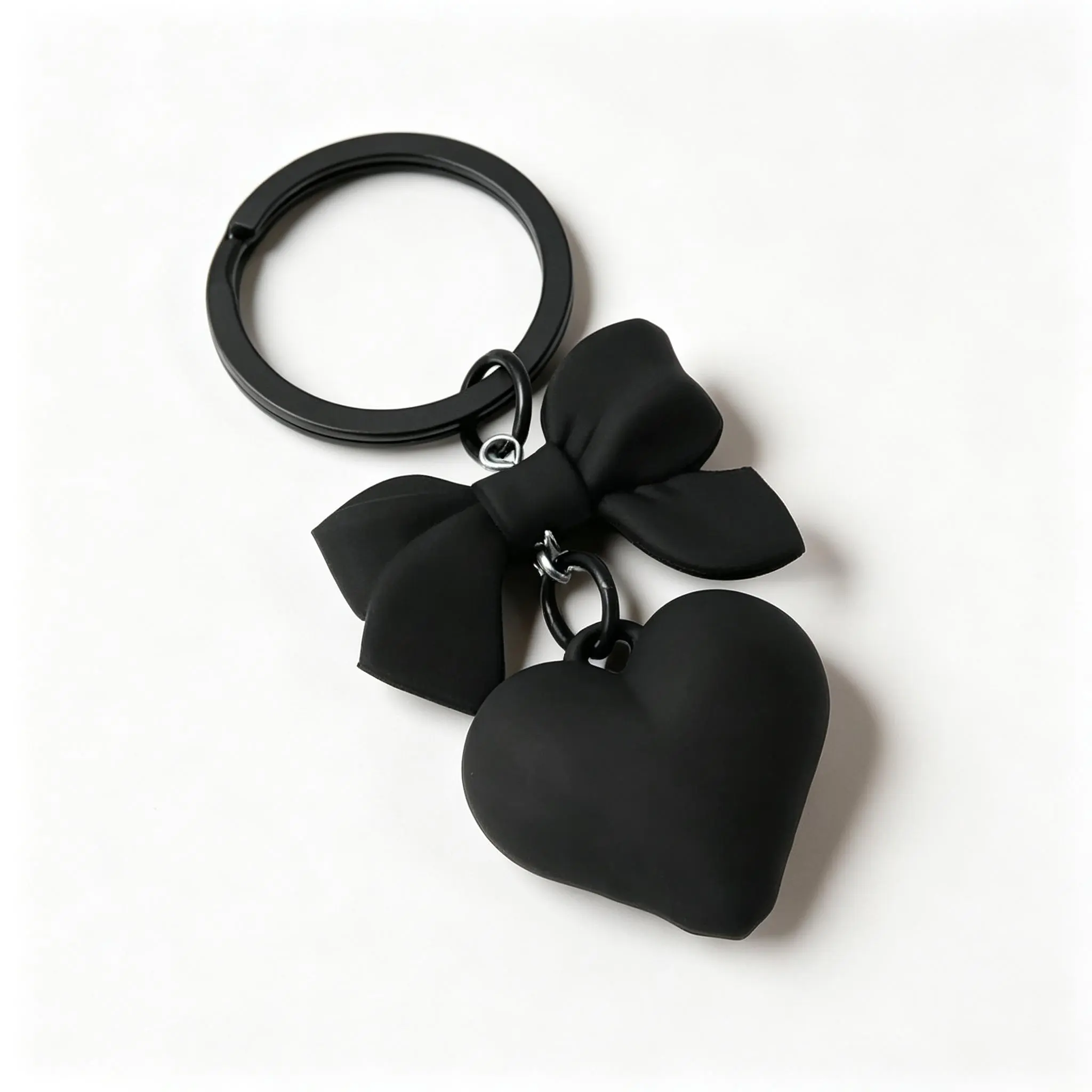 Women's  Matte Heart Shaped Keychain, Cool Personality Keyring Pendant, Stylish Cute Accessory For Daily Use And Gift For Best Friends